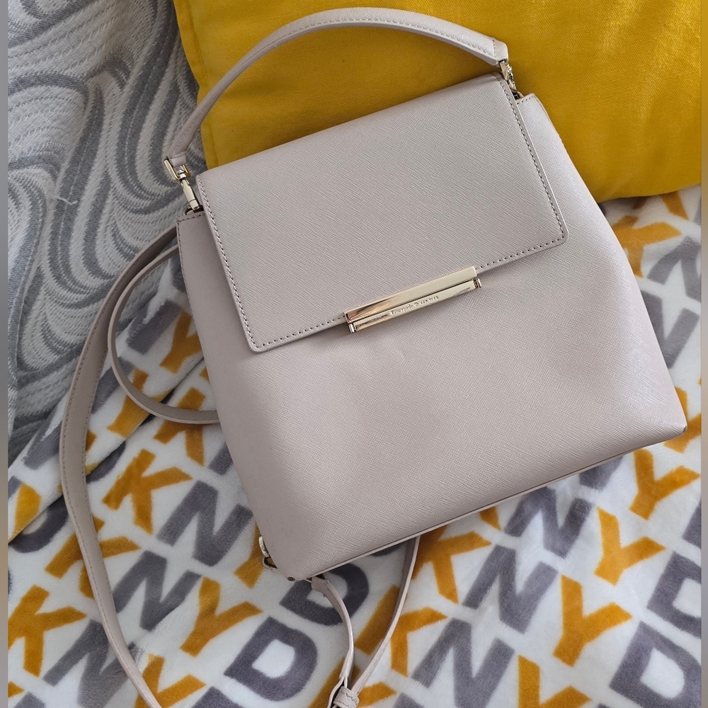 ♠️kate spade Pebble Leather Top-Handle Backpack in Light Taupe Gold Hardware